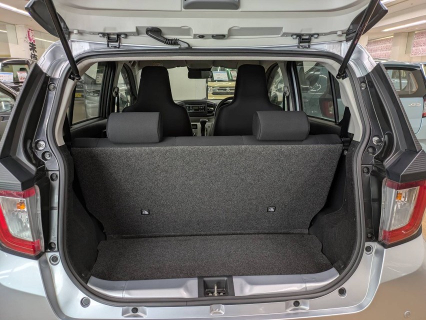 ダイハツ ミライース 16枚目