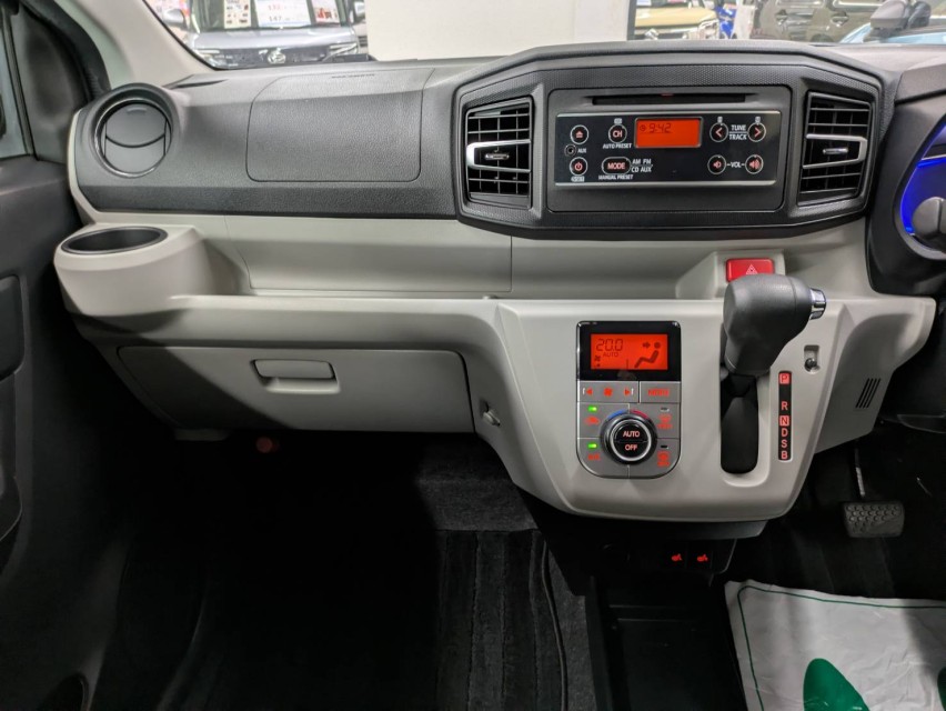 ダイハツ ミライース 25枚目