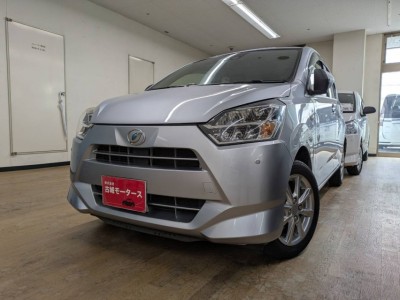 ダイハツ ミライース 4枚目