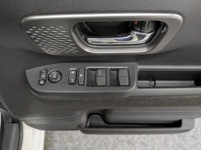 ホンダ N BOX 28枚目