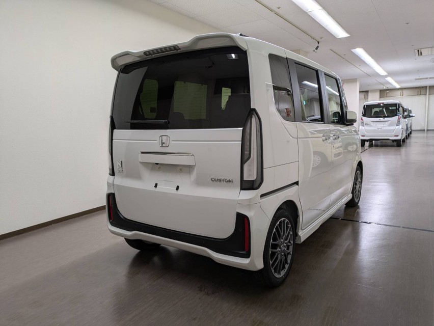 ホンダ N BOX 11枚目