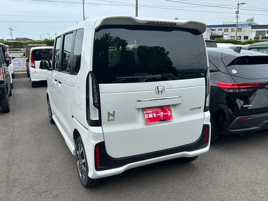 ホンダ N BOX 11枚目