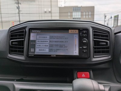 ダイハツ ミライース 2枚目