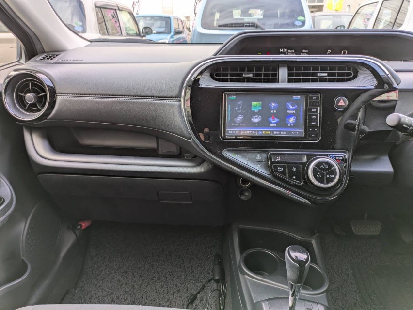 トヨタ アクア 27枚目