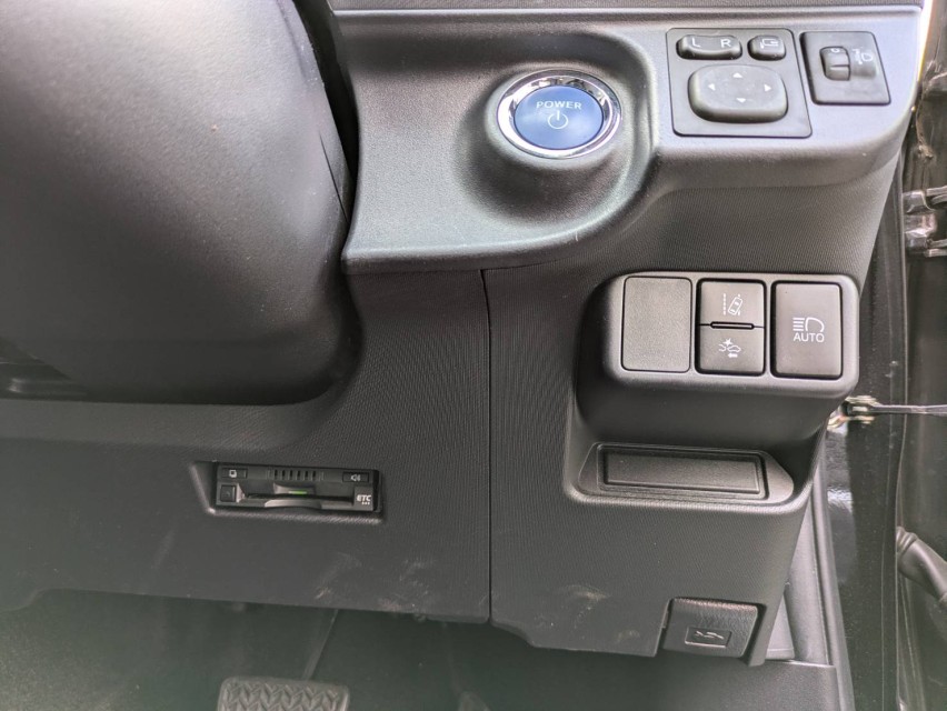 トヨタ アクア 32枚目