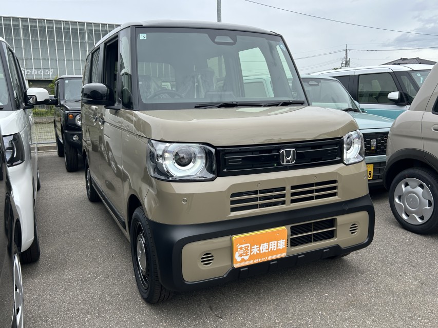 ホンダ N BOX 3枚目
