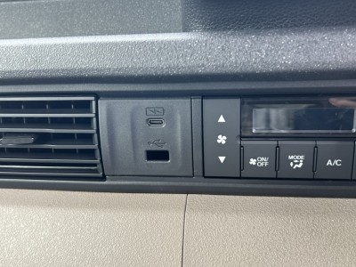 ホンダ N BOX 29枚目