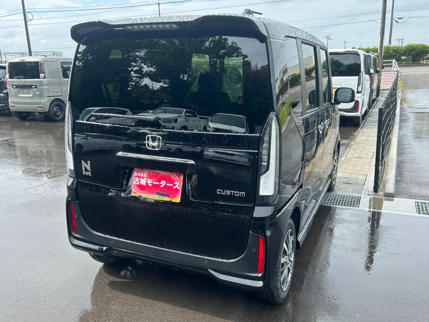 ホンダ N BOX 9枚目