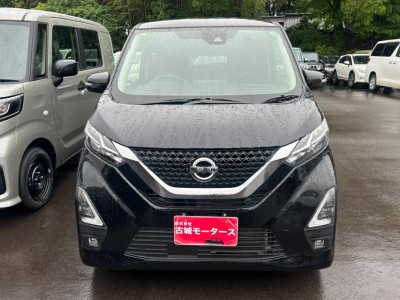 ニッサン デイズ 2枚目