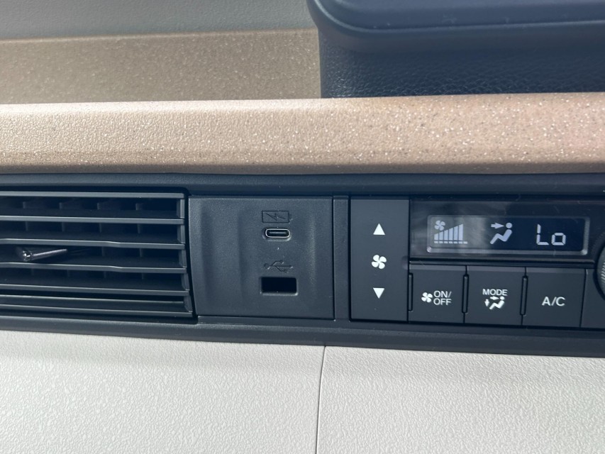 ホンダ N BOX 29枚目