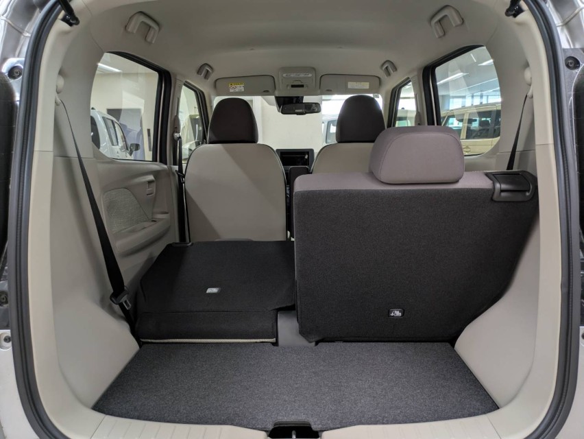 三菱 eKワゴン 16枚目