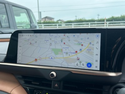 トヨタ クラウンスポーツ 3枚目