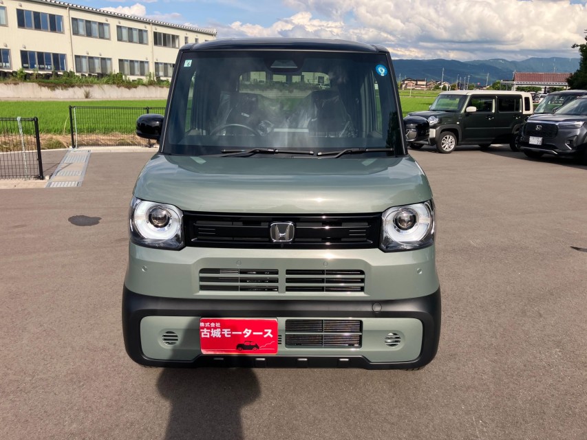 ホンダ N BOX 2枚目