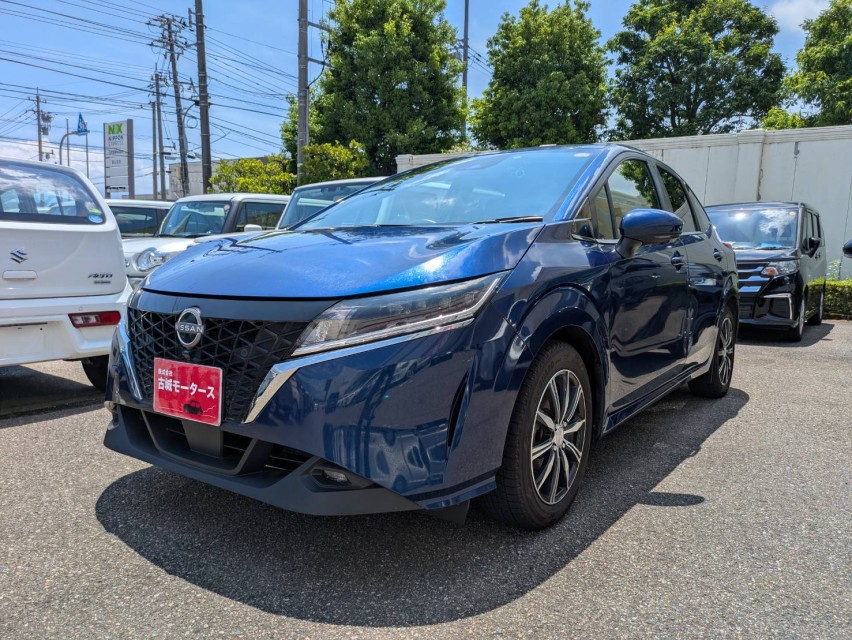 ニッサン ノート 4枚目