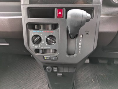 ダイハツ トール 40枚目