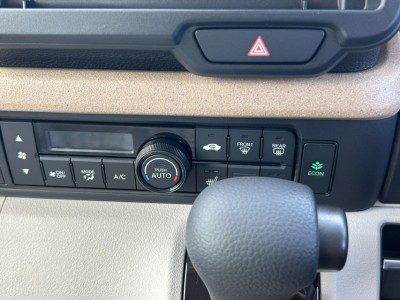 ホンダ N BOX 28枚目