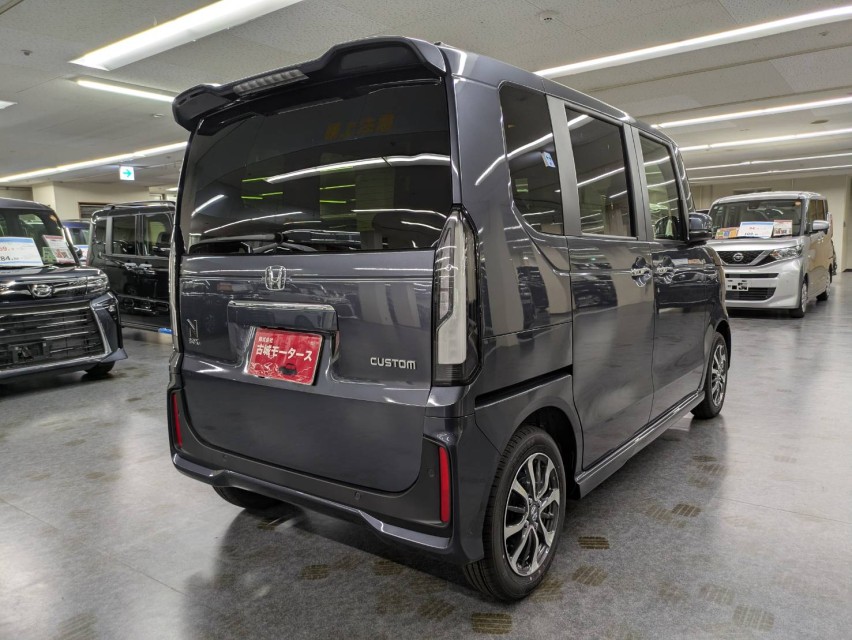 ホンダ N BOX 13枚目