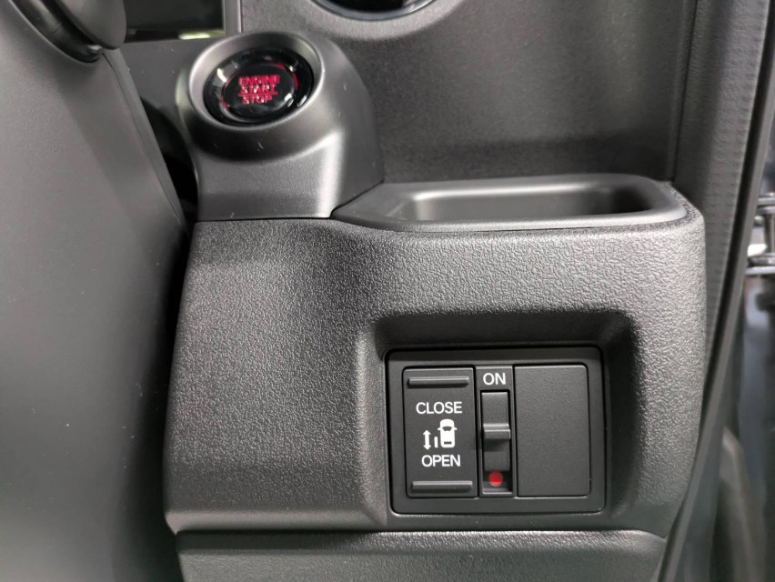 ホンダ N BOX 33枚目