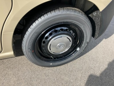 ホンダ N BOX 18枚目