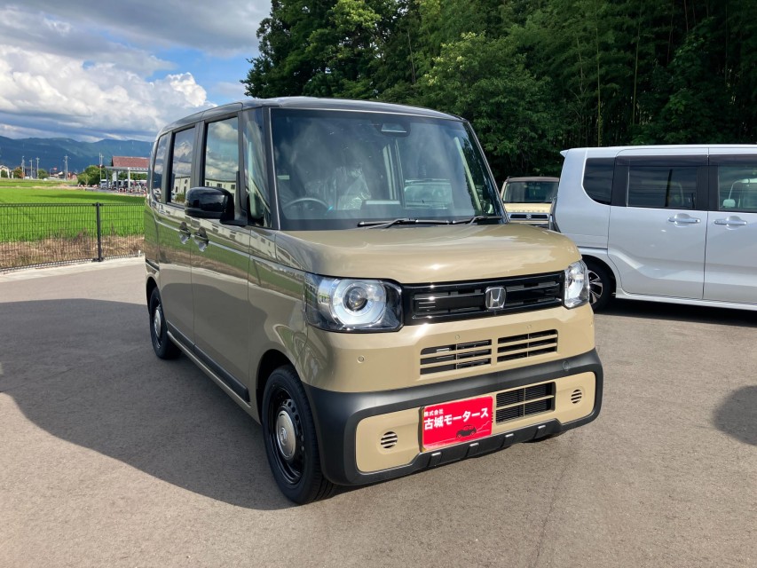 ホンダ N BOX 4枚目
