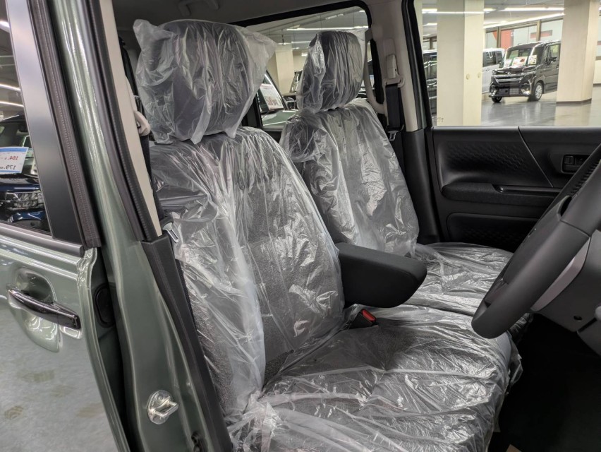 三菱 デリカミニ 23枚目