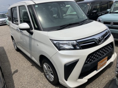 トヨタ ルーミー 2枚目