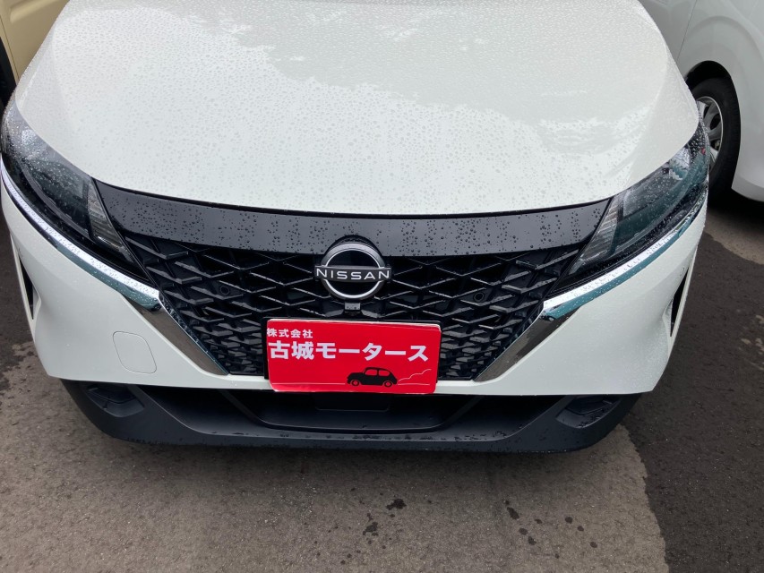 ニッサン ノート 8枚目