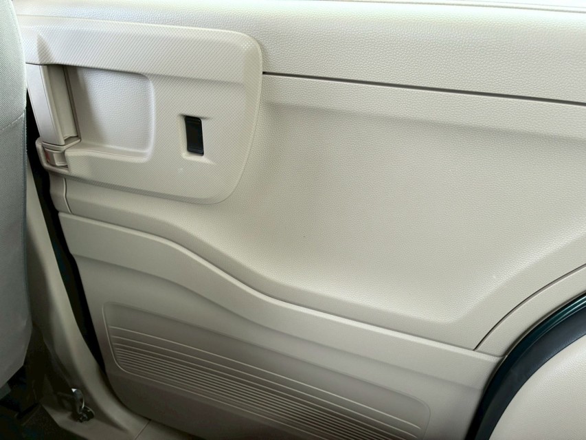 ホンダ N BOX 18枚目