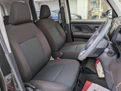 トヨタ ルーミー 24枚目