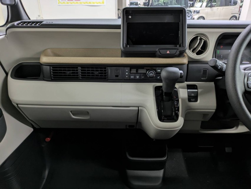 ホンダ N BOX 25枚目