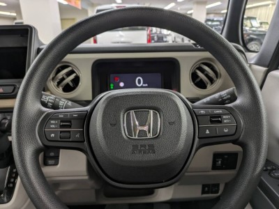 ホンダ N BOX 35枚目