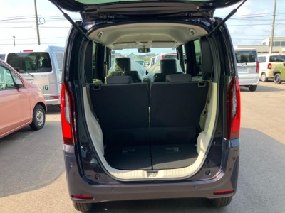 ホンダ N BOX 18枚目