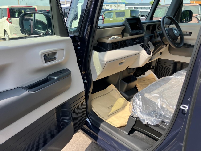 ホンダ N BOX 3枚目