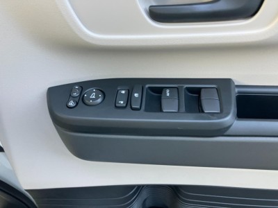 ホンダ N BOX 30枚目