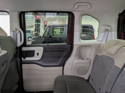 ホンダ N BOX 20枚目