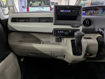 ホンダ N BOX 27枚目