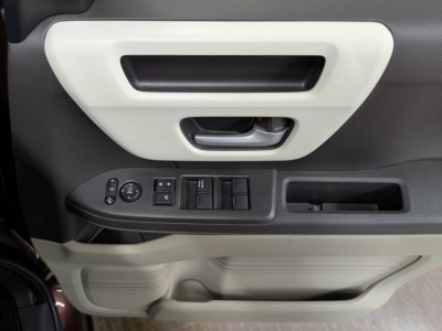 ホンダ N BOX 29枚目