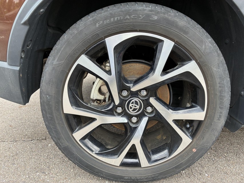 トヨタ C-HR 12枚目