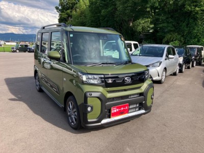 ダイハツ タントファンクロス 4枚目