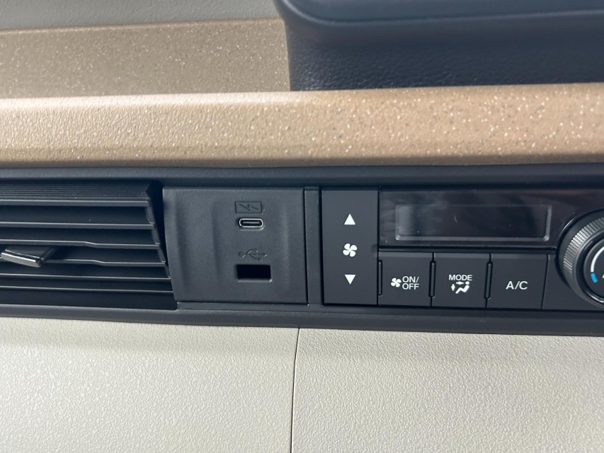 ホンダ N BOX 32枚目