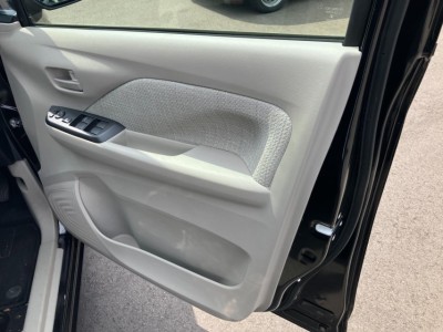 三菱 eKワゴン 29枚目