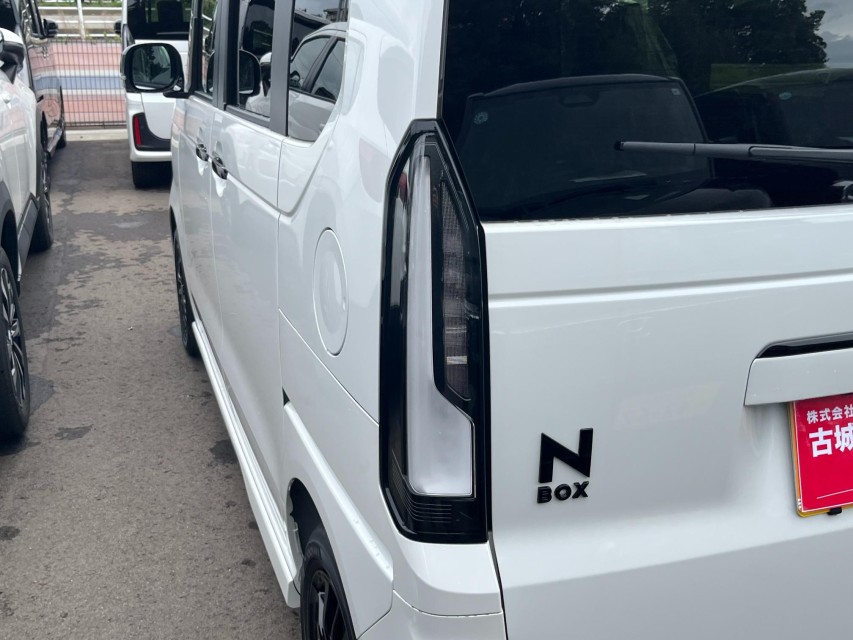 ホンダ N BOX 13枚目