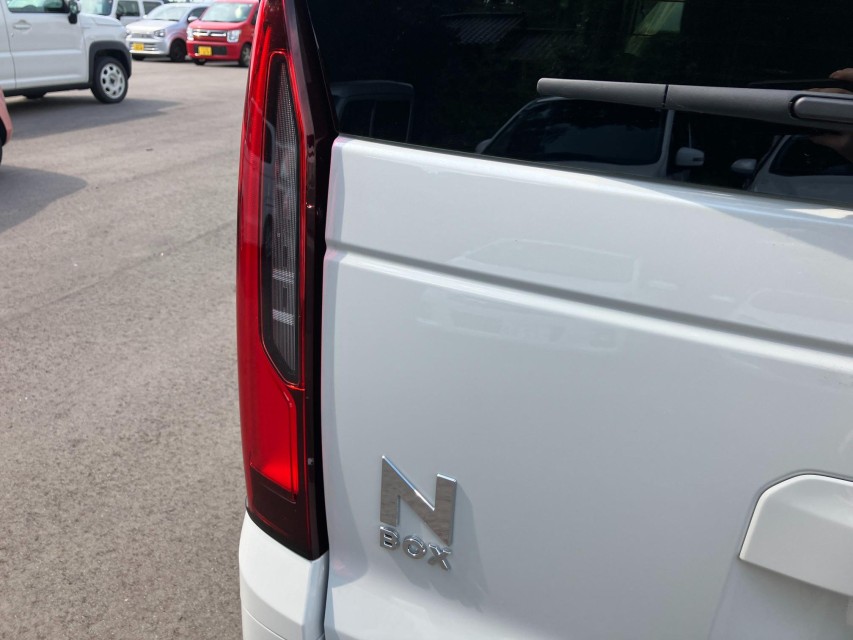 ホンダ N BOX 23枚目