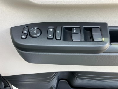 ホンダ N BOX 32枚目