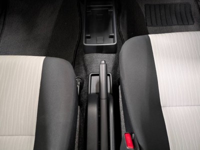 ダイハツ ミライース 34枚目