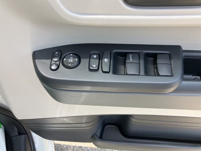 ホンダ N BOX 23枚目