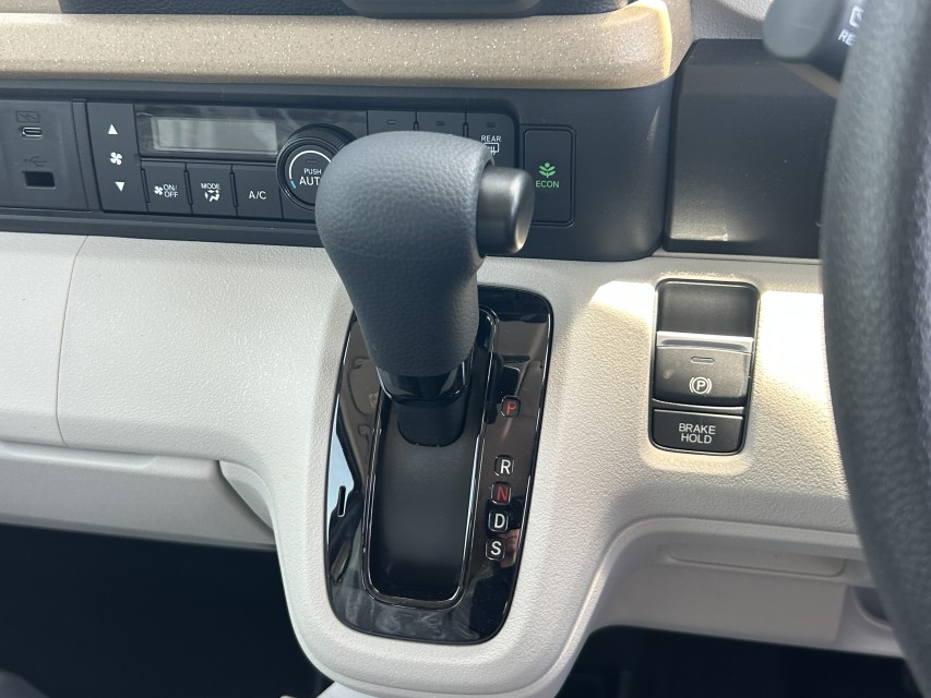 ホンダ N BOX 28枚目