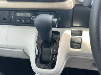 ホンダ N BOX 28枚目