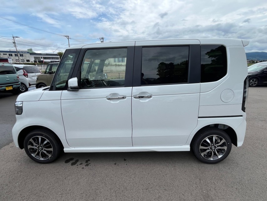ホンダ N BOX 25枚目