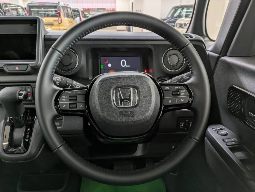 ホンダ N BOX 27枚目